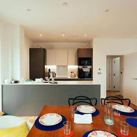 3 Bedroom Penthouse With Terrace And Skyline In Battersea London Exterior photo