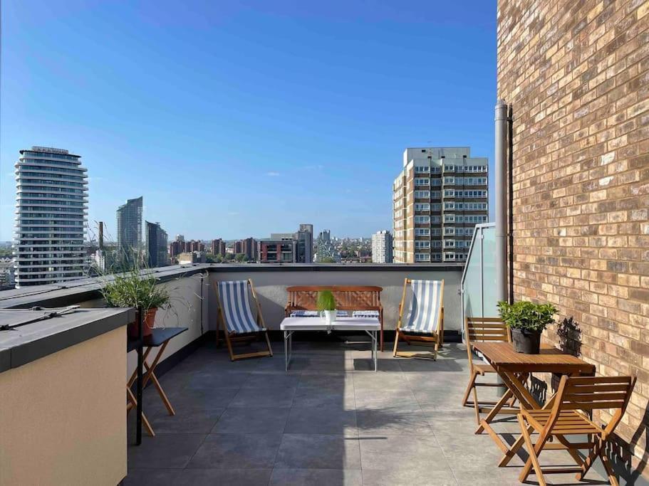 3 Bedroom Penthouse With Terrace And Skyline In Battersea London Exterior photo